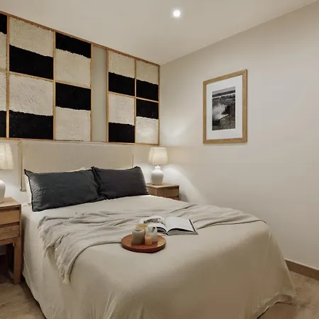 アパート Amatitlan - 3 Bedrooms And Balcony In Eixample バルセロナ