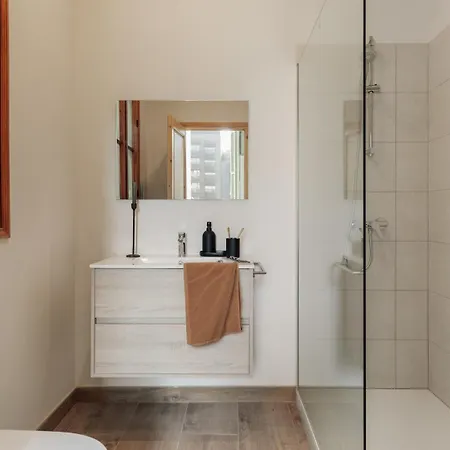 Amatitlan - 3 Bedrooms And Balcony In Eixample * 바르셀로나